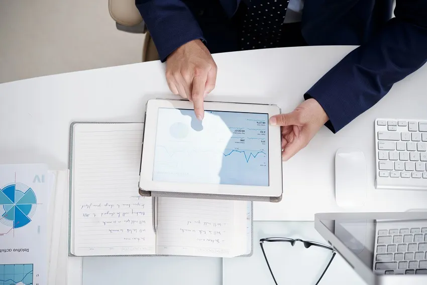 Data-Driven DOOH Reporting